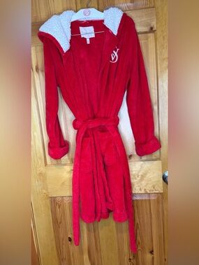 Victoria’s Secret Red Plush Robe W/ Sherpa Hood Medium